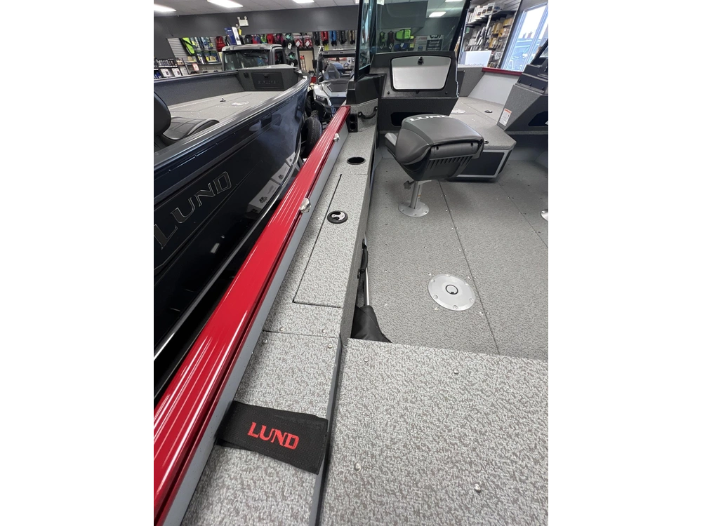 2025 Lund Boat Co 1775 Adventure Sport alt