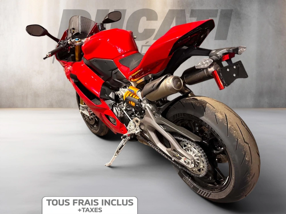Ducati Panigale V2 S 2025 alt
