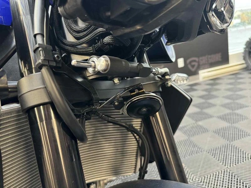 2025 Yamaha Mt-10 alt