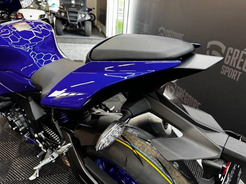 2026 Yamaha Yzf-r1 alt