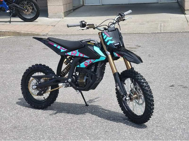 Surron Hyper Bee 2026 alt