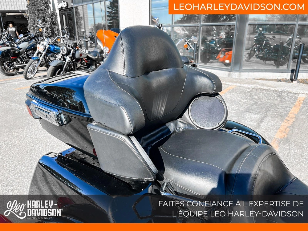 Harley-davidson Flhtcutg Tri Glide Ultra 2022 alt