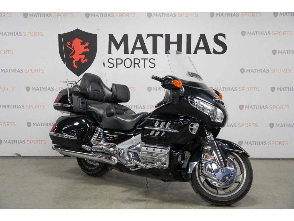 2004 Honda Gold Wing alt