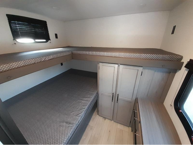 Keystone Rv Hideout 291br 2025 alt