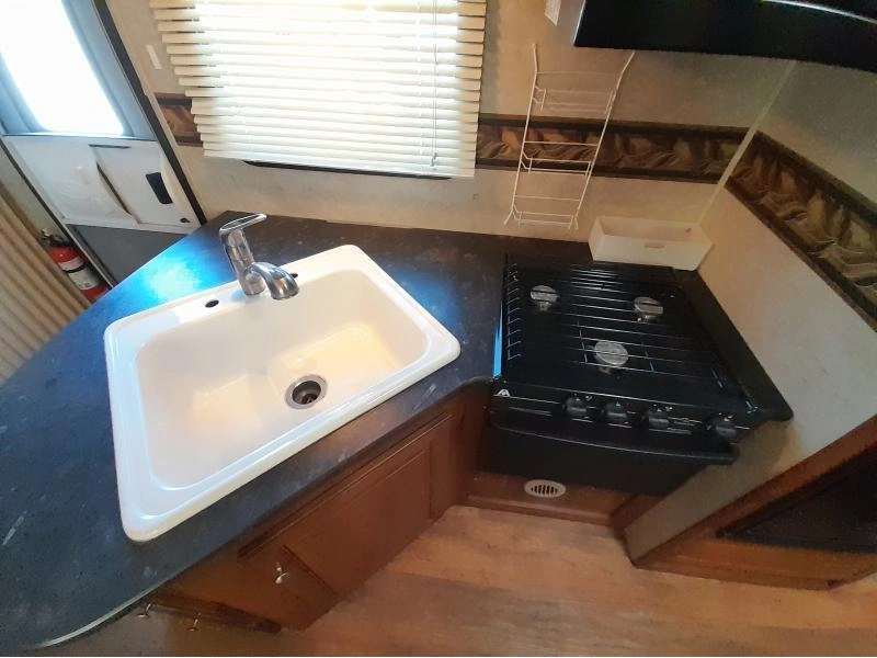 Keystone Rv Bullet 22rbp 2014 alt