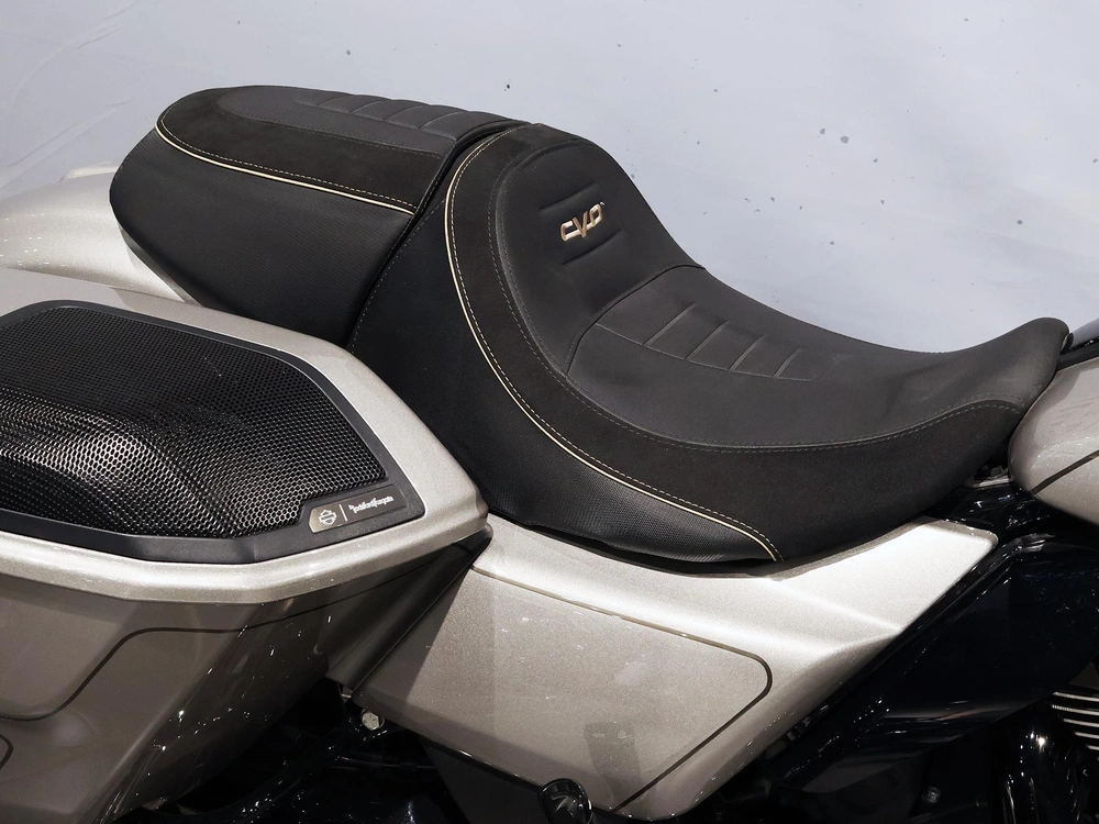 Harley-davidson Cvo Street Glide 121 Flhxse 2023 alt