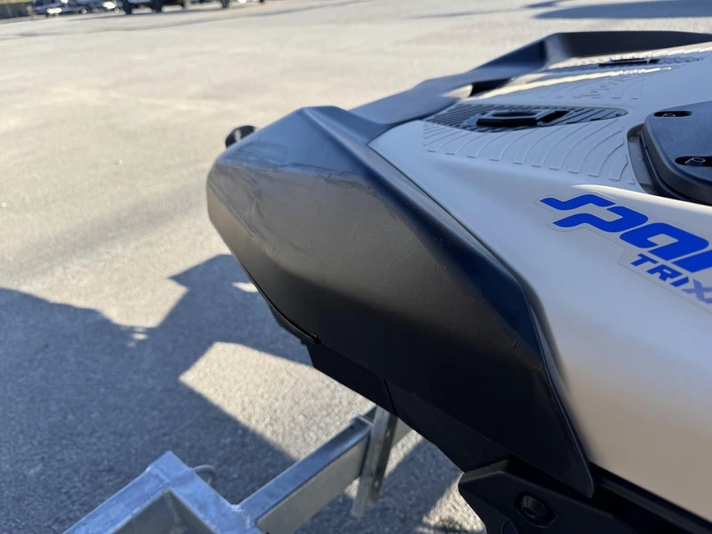 Sea-doo Spark Trixx 3up Audio 2025 alt