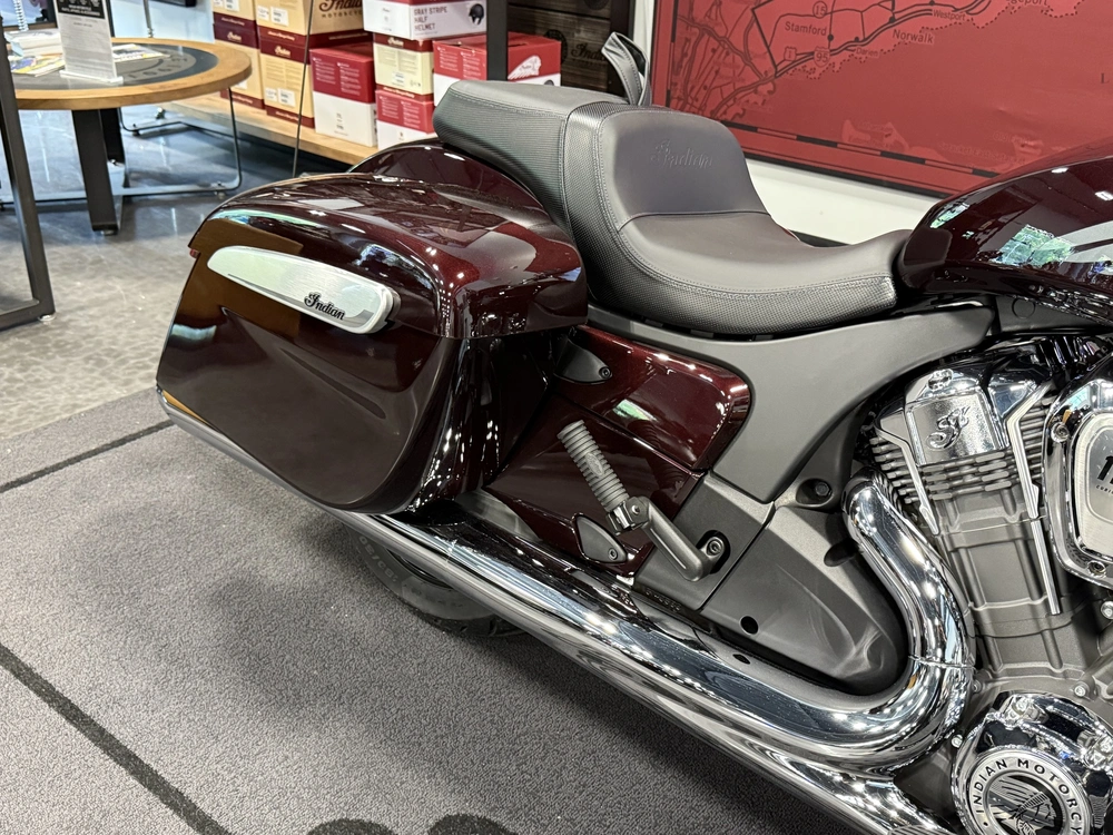 2026 Indian Motorcycle Challenger Limited 112 alt