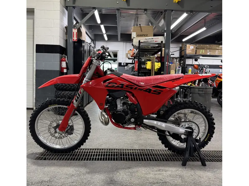 2025 GASGAS MC 250 thumbnail 5