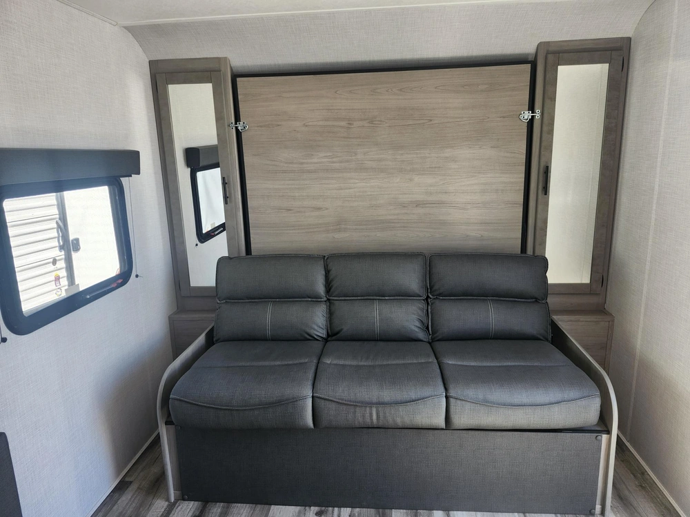 Keystone Rv Coleman 1855 Rb 2022 alt
