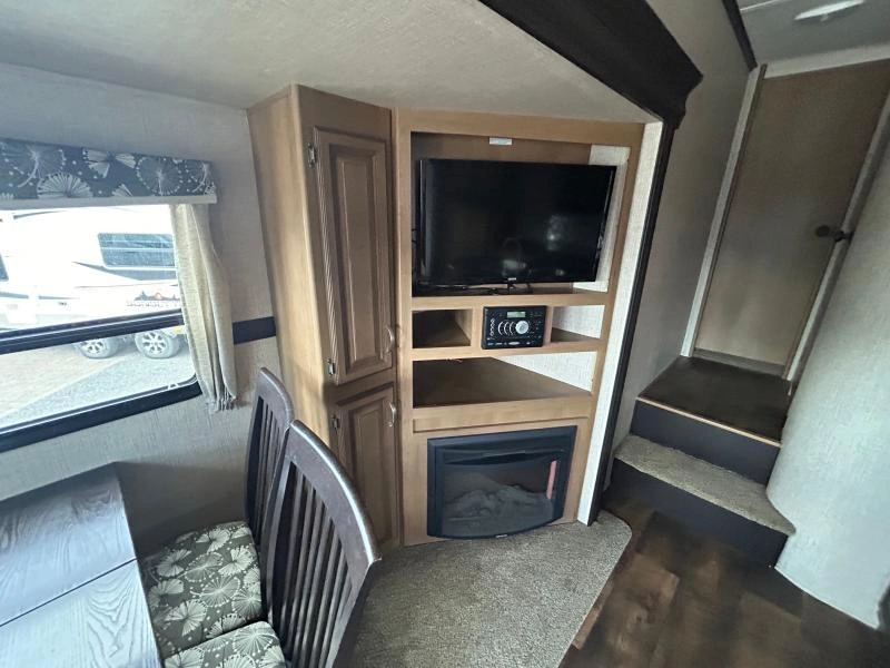 Crossroads Cruiser 25se 2017 alt