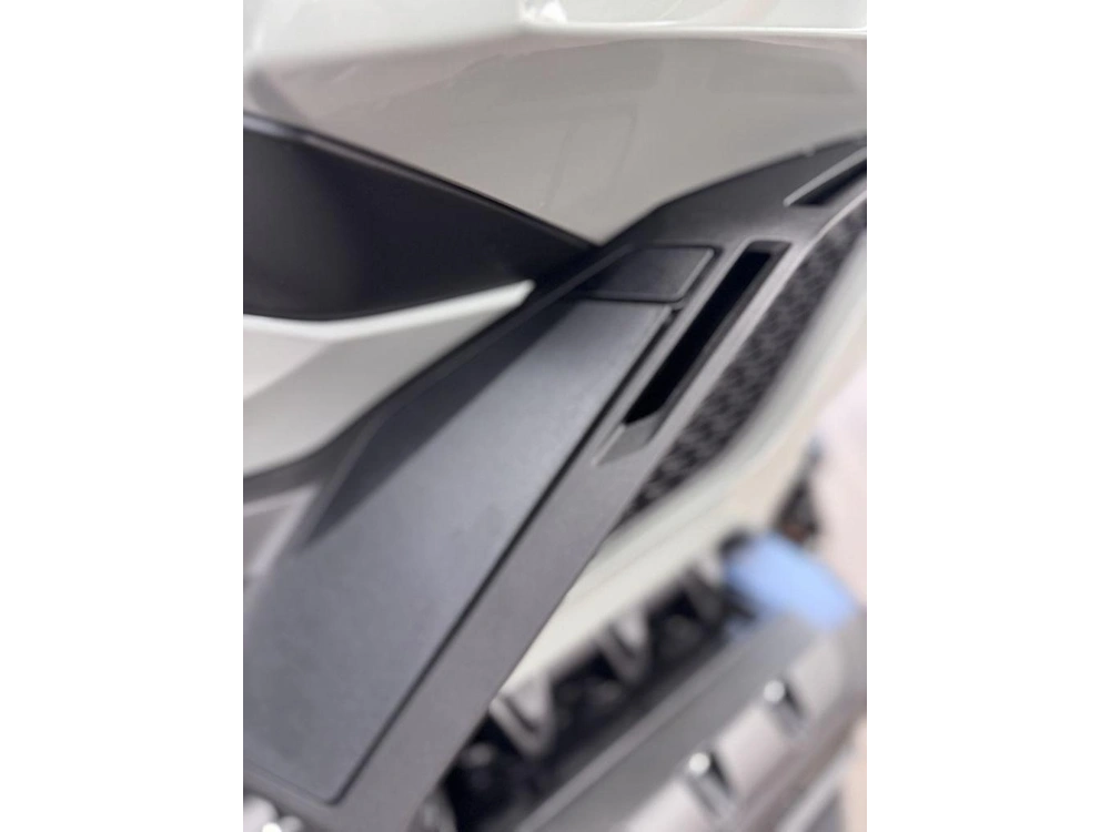 2026 Honda Gold Wing Tour alt