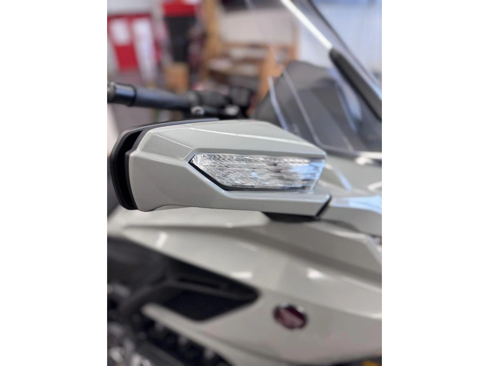 2026 Honda Gold Wing Tour alt