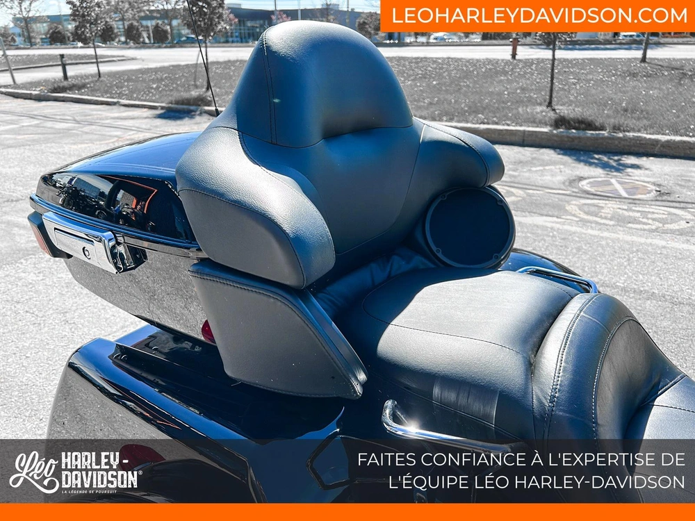 Harley-davidson Flhtcutg Tri Glide Ultra 2022 alt