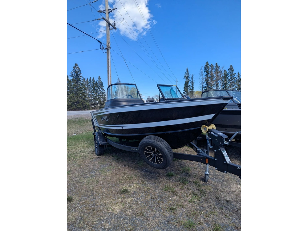 2025 Lund Boat Co 1775 Impact Xs alt