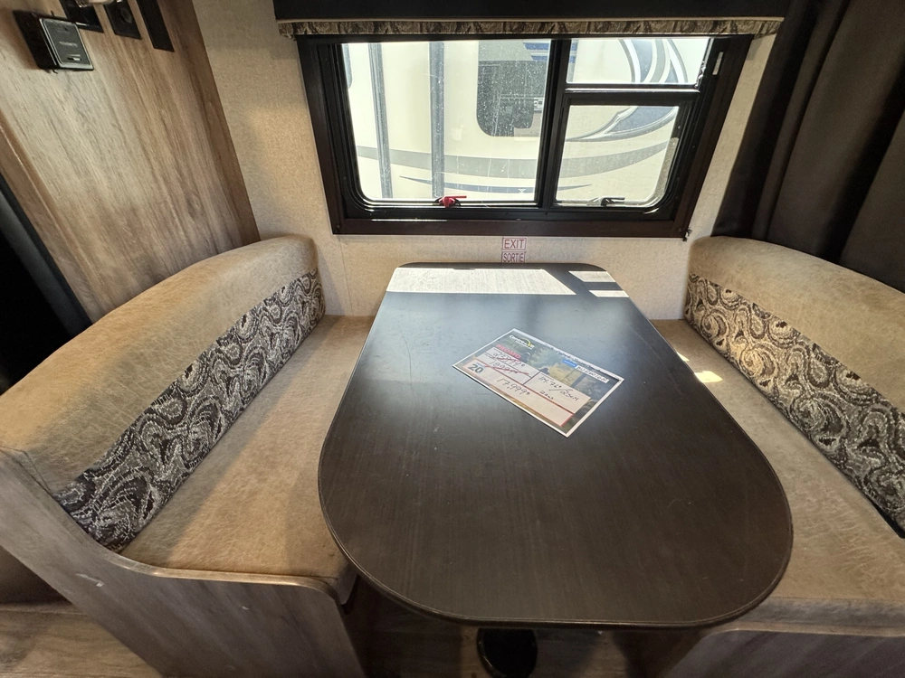 Jayco Jay Feather 17z 2018 alt