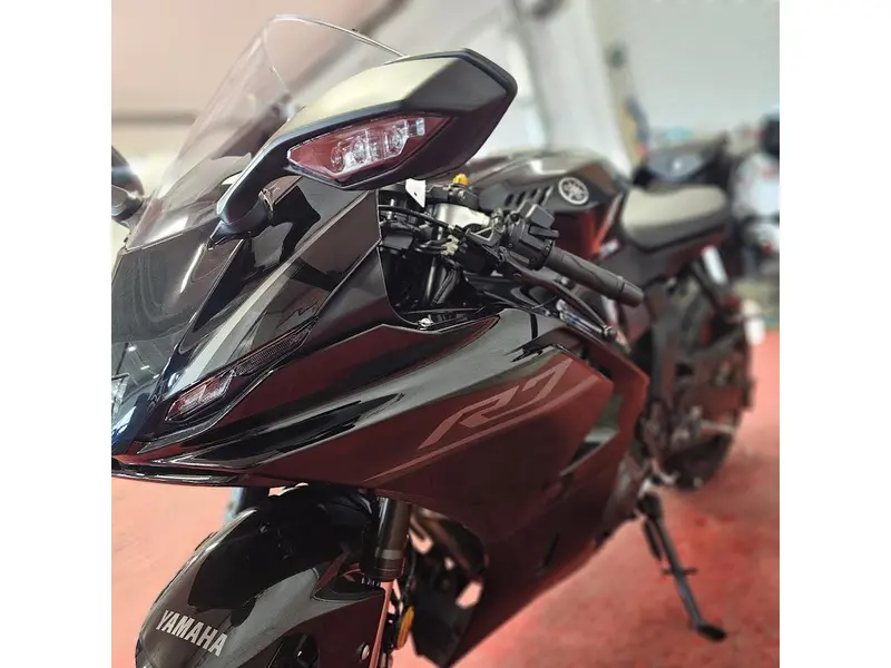 2026 Yamaha YZF R7 thumbnail 25