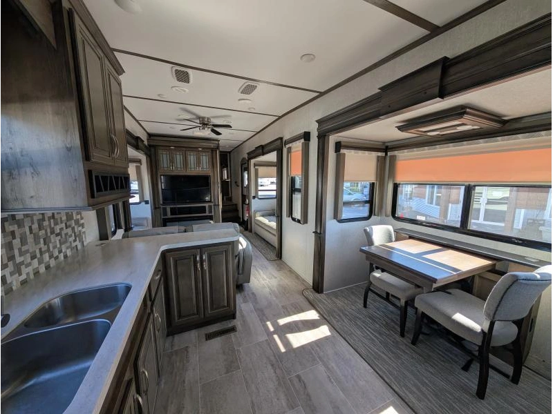 Keystone Rv Montana 3700lk 2019 alt