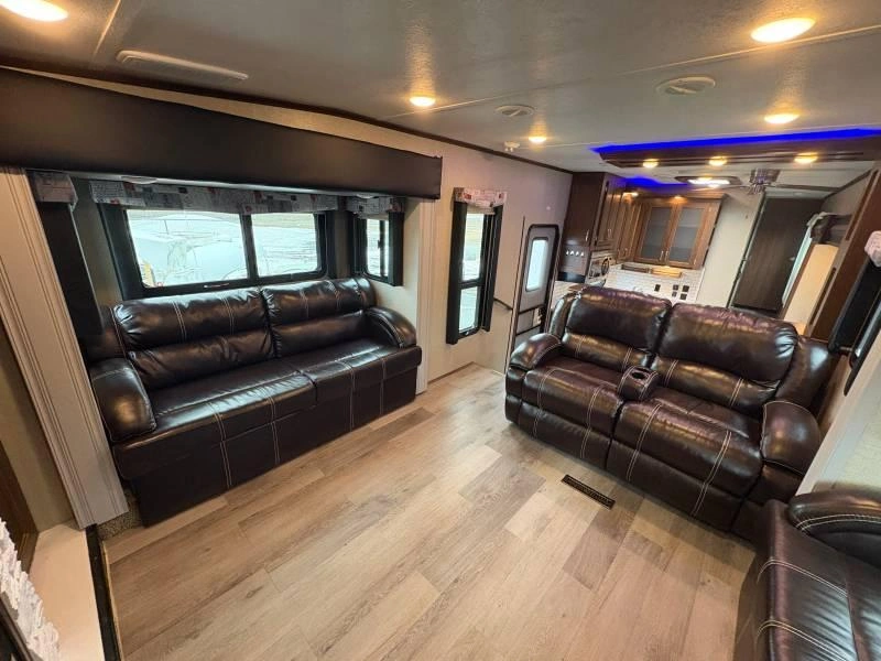 Keystone Rv Montana 380th 2018 alt
