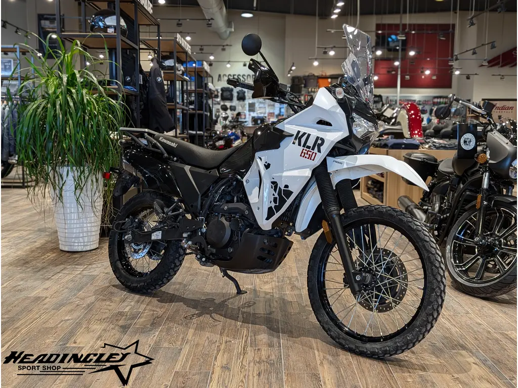2024 Kawasaki KLR650 ABS // Pearl Crystal White / Metallic Carbon Gray