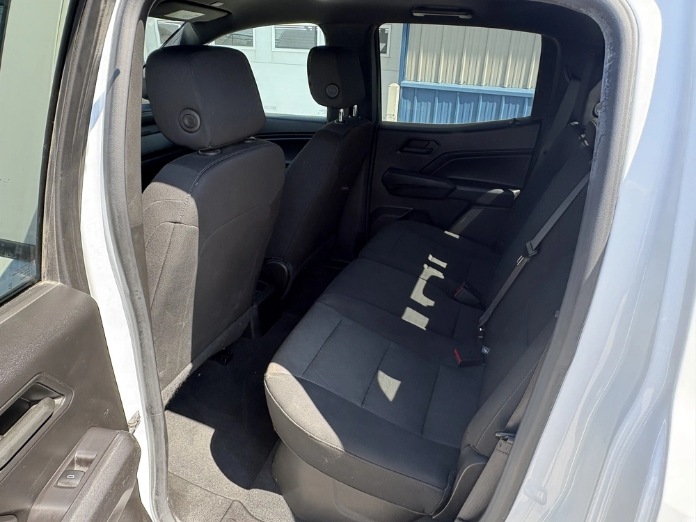 2023 Chevrolet Colorado alt