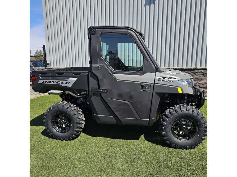 2027 Polaris Ranger Xp 1000 Cab alt