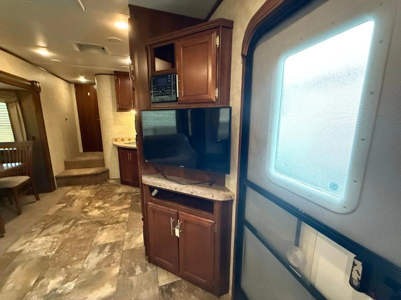 2015 Gulfstream Canyon Trail 27frld alt