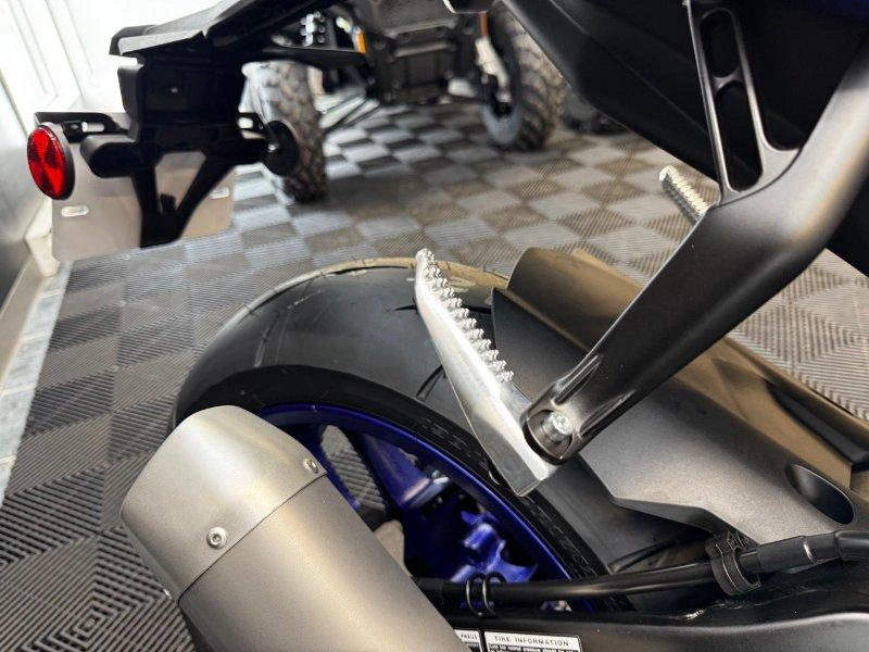 Yamaha Yzf-r1 2026 alt