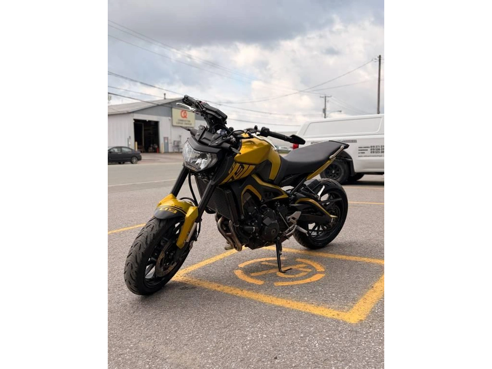 Yamaha Fz09 2016 alt