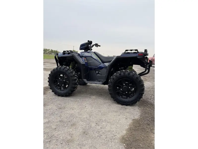 2026 Polaris Sportsman 850 Trail Springfield Blue thumbnail 3