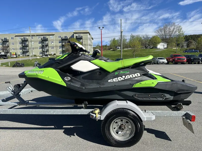 Sea-Doo SPARK 3UP 900HO SEA-DOO 2017