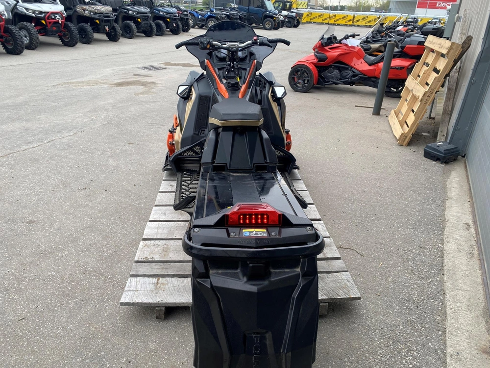 2022 Polaris Switchback Assault 850 alt