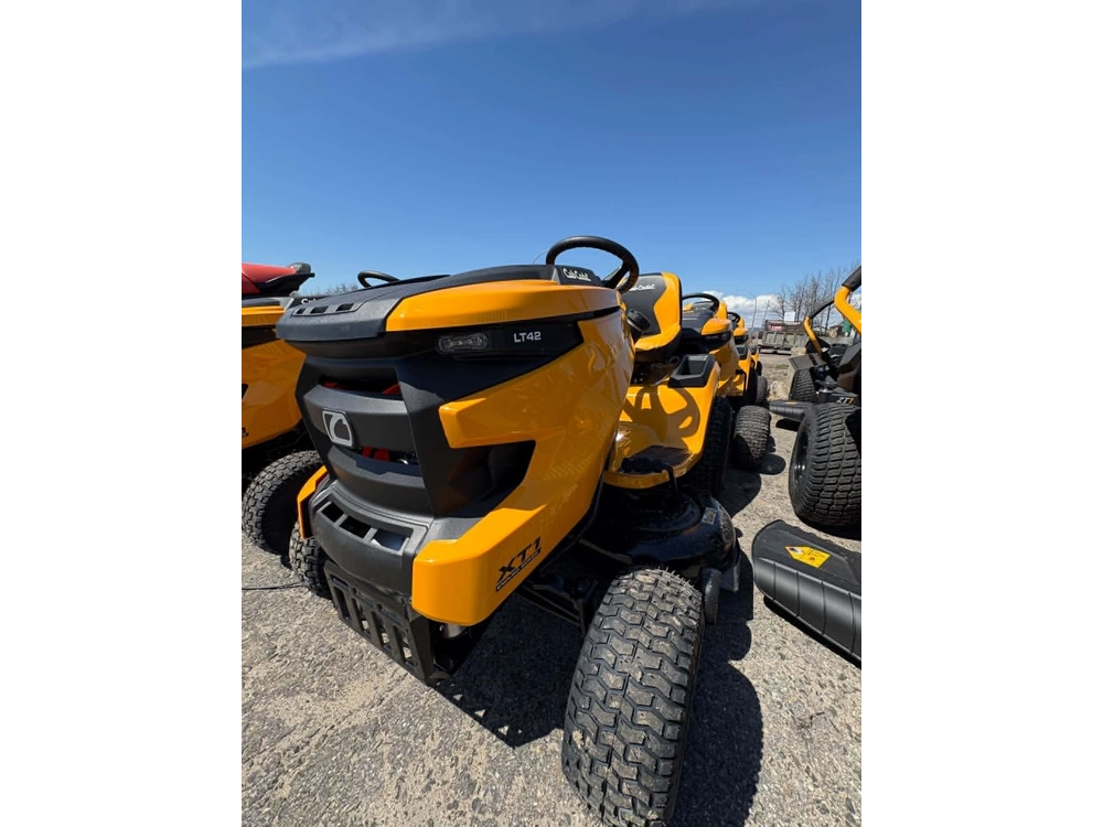 Cub Cadet Xt1 Lt 42 2026 alt