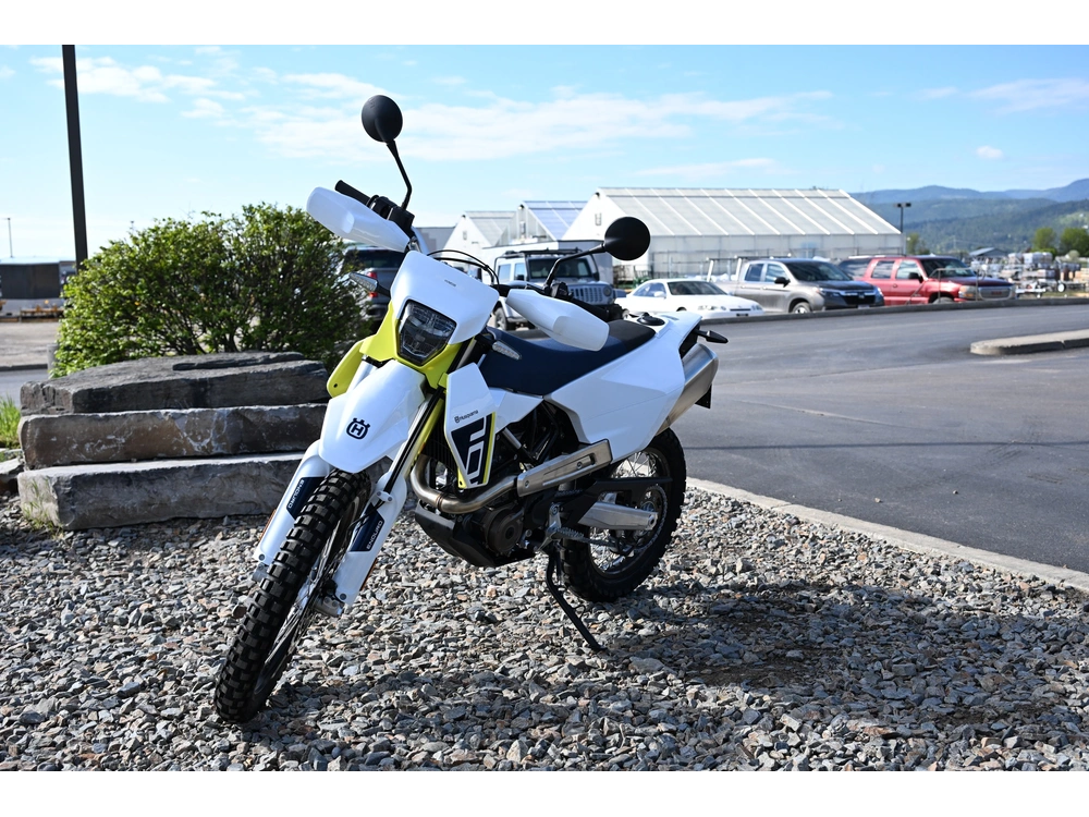 2027 Husqvarna 701 Enduro alt