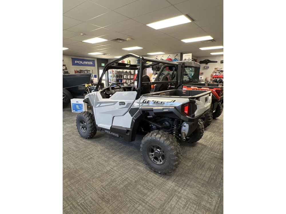2026 Polaris General Sport alt