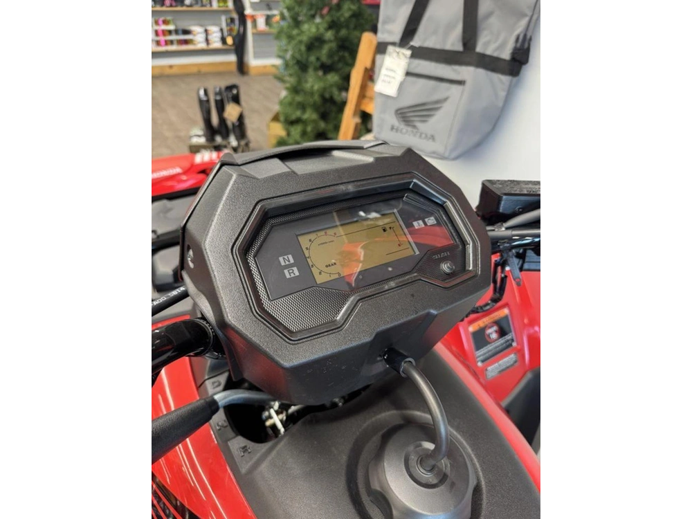 2026 Honda Rubicon 700 alt