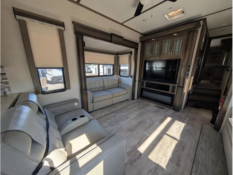 Keystone Rv Montana 3700lk 2019 alt