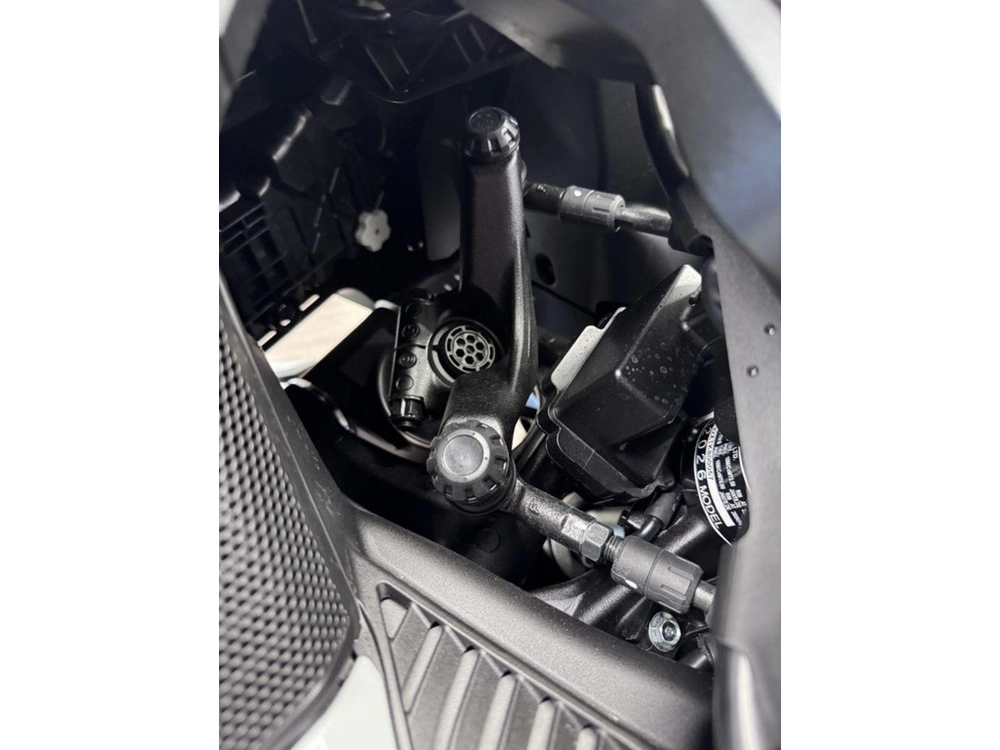 2026 Honda Gold Wing Tour alt