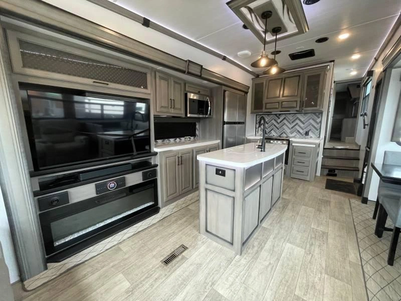 Keystone Rv Montana 3231ck 2022 alt