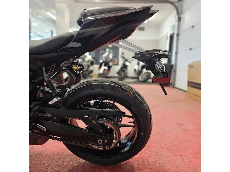 2026 Yamaha YZF R7 thumbnail 21