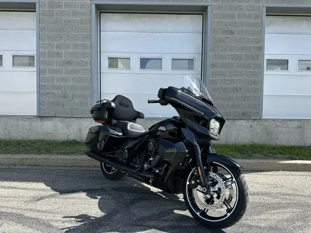2025 Harley-Davidson FLHXU Street Glide UltraFLHXU