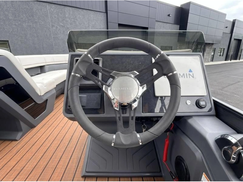 Manitou 24 Explore Navigator Stealthde 2025 alt