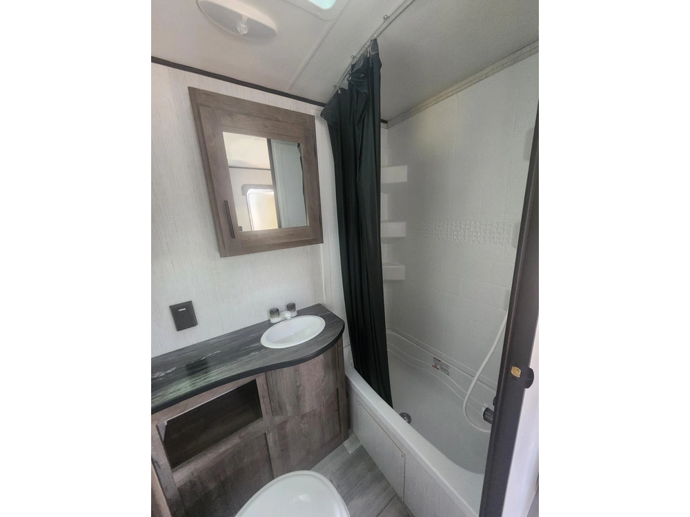 Heartland Rv Pioneer 210 Rd 2022 alt