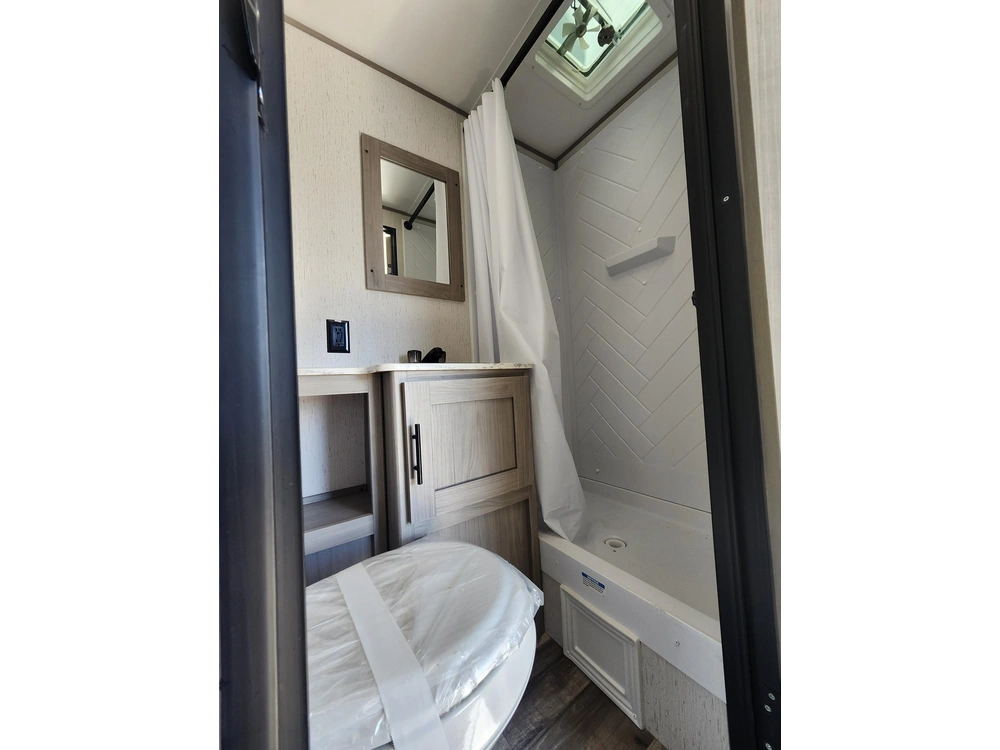 2022 Keystone Rv Coleman 202 Rd alt