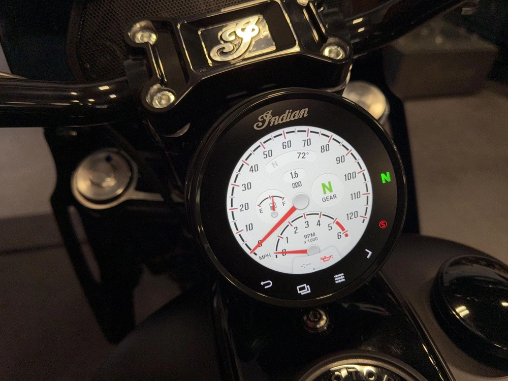 2026 Indian Motorcycle Sport Chief Rt alt