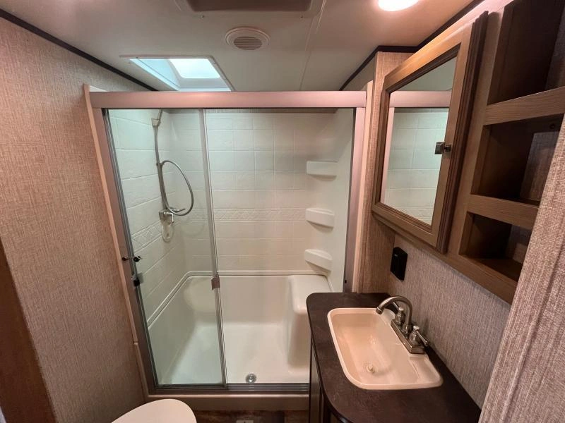 Crossroads Cruiser 315rl 2017 alt
