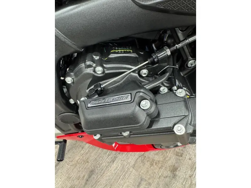 2026 Honda CBR650R E-Clutch ABS thumbnail 10