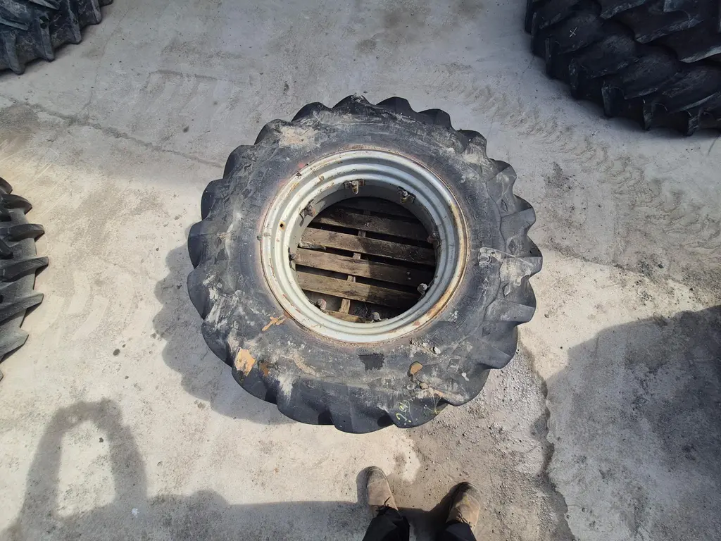 2019 GOODYEAR 18.4-30