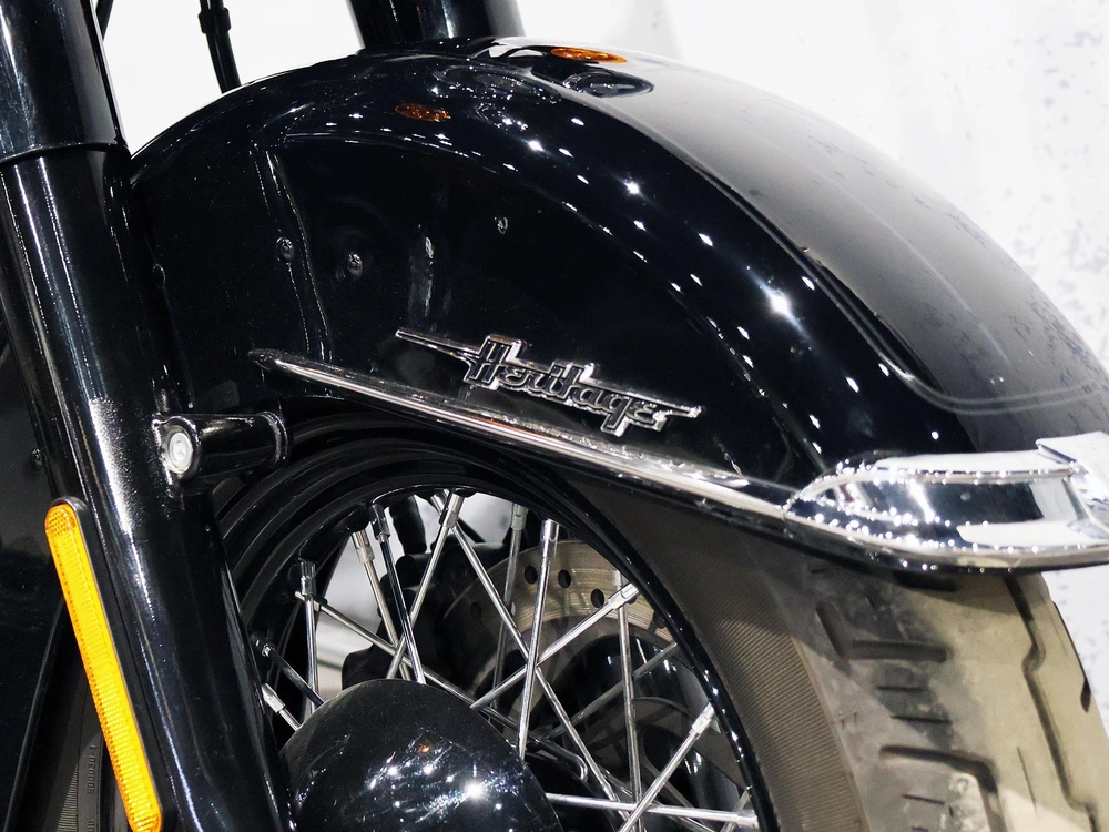 2023 Harley-davidson Softail Heritage Flhcs alt