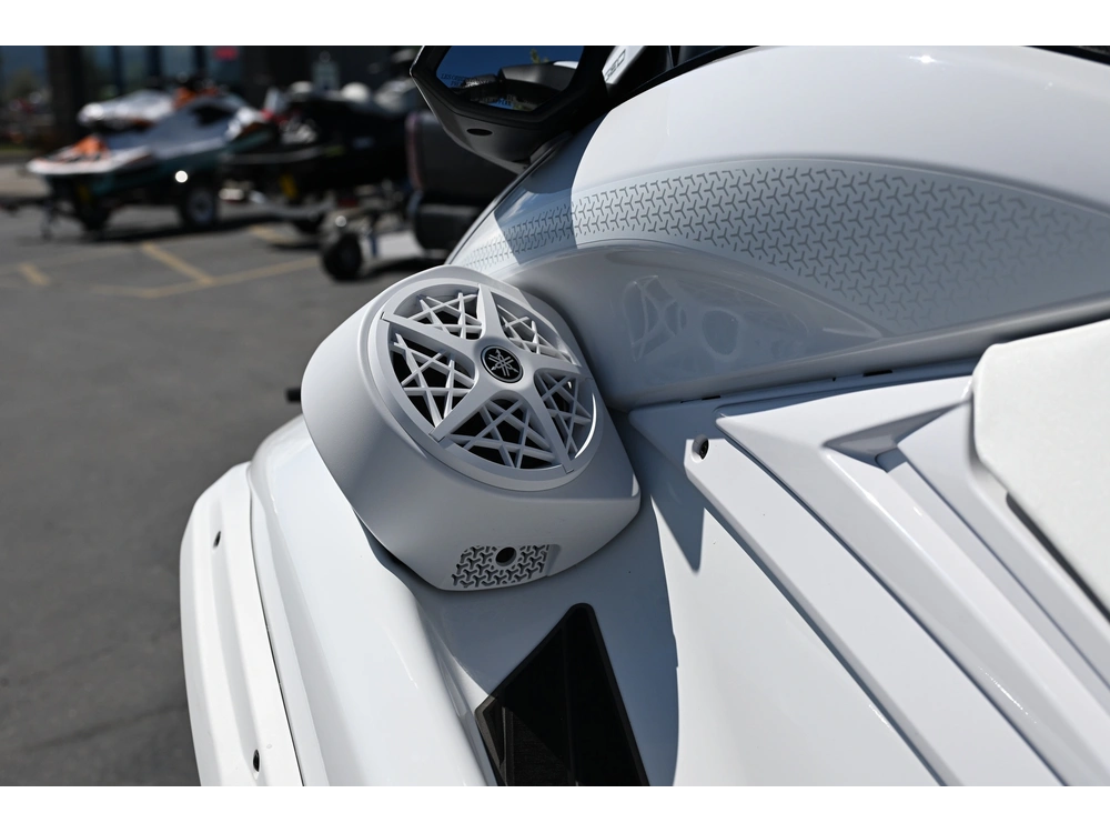 2026 Yamaha Fx Cruiser Svho W/audio-white alt
